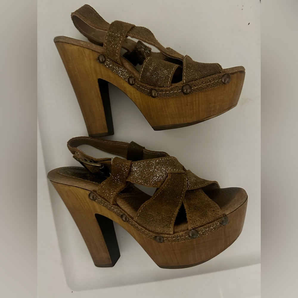 Sbicca Platforms - Picture 3 of 5